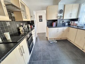 Photo 15- click for photo gallery